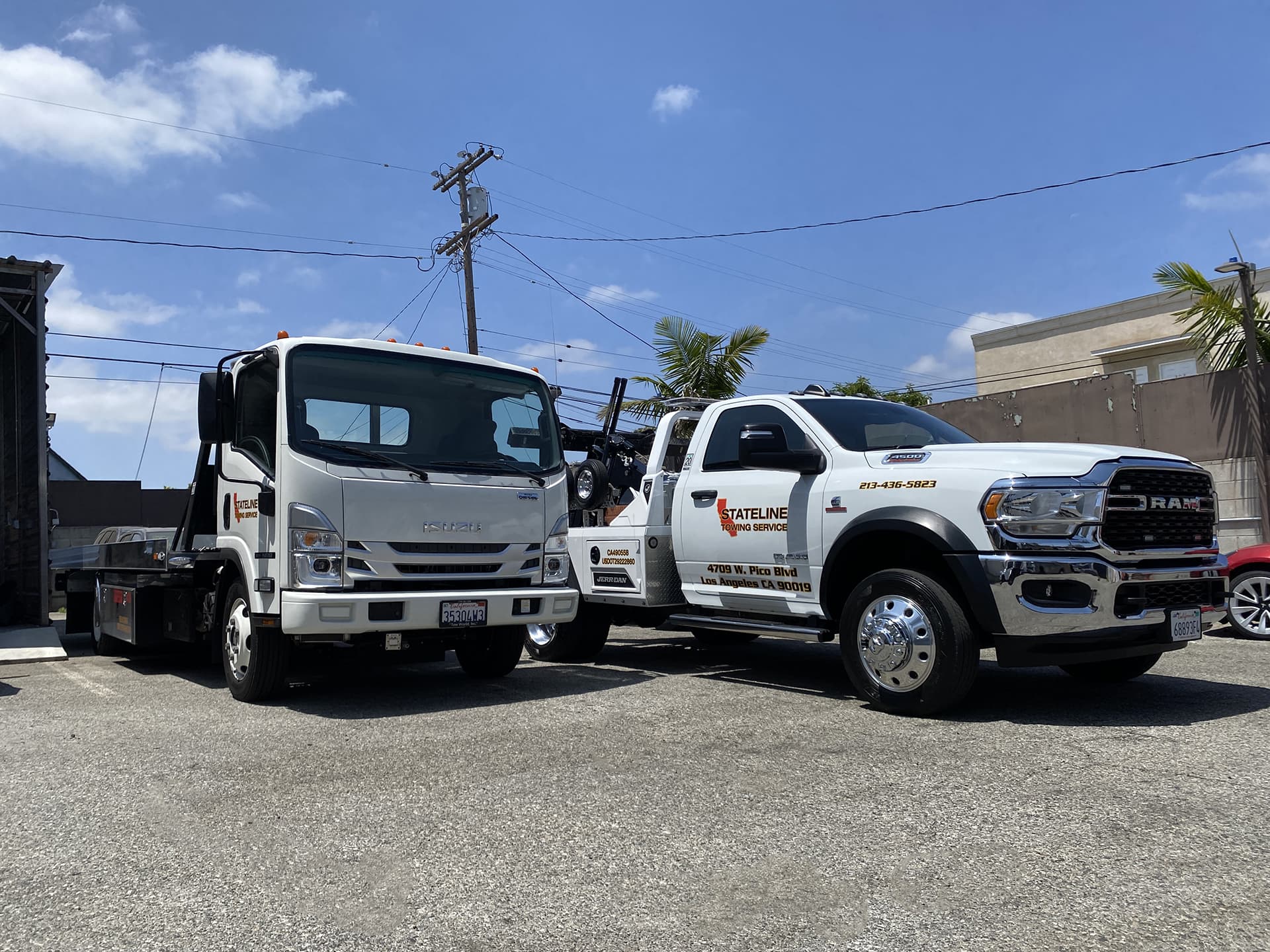 Stateline Towing Service tow truck in Los Angeles